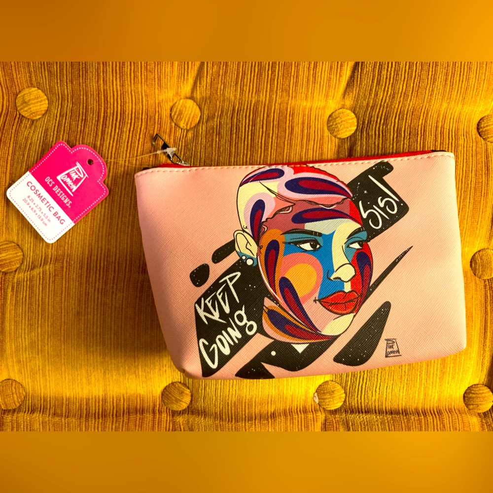 NWT PINK lomein cosmetics bag